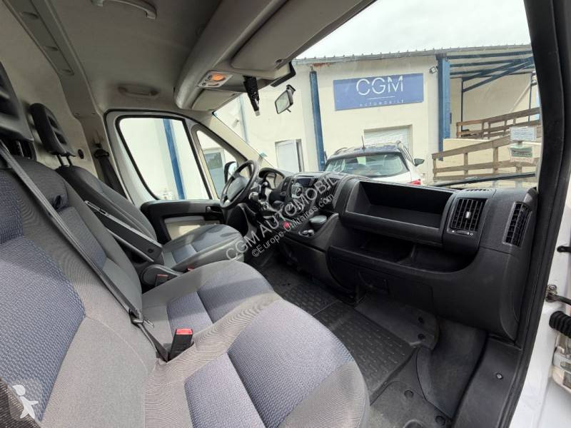 Samochód dostawczy Citroën 2.2 HDI 150