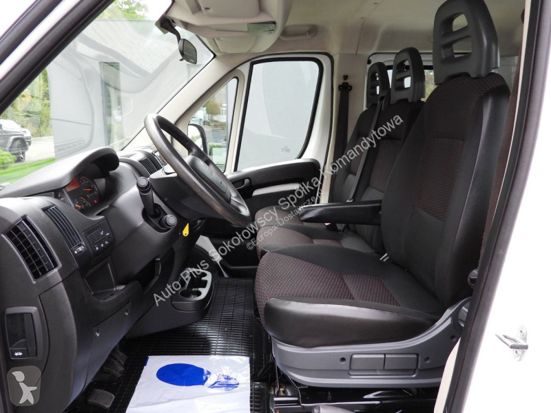 Samochód dostawczy Peugeot  BOXER