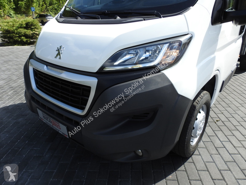 Samochód dostawczy Peugeot  BOXER