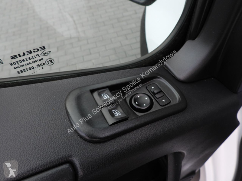 Samochód dostawczy Renault  MASTER
