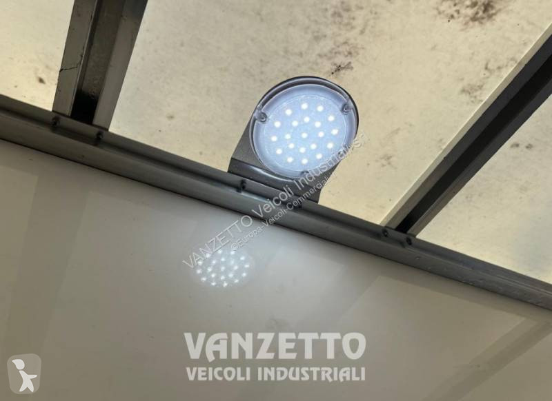 Furgoneta Iveco