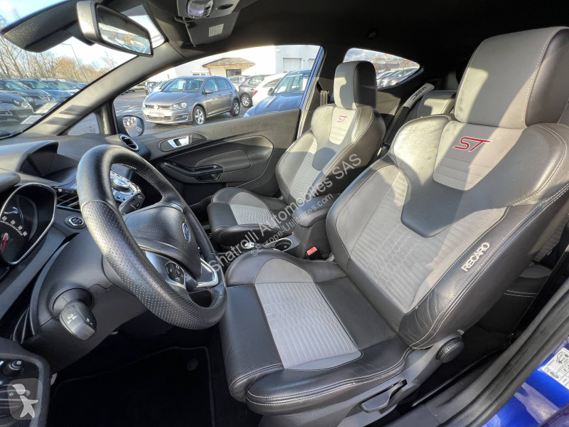 Véhicule utilitaire Ford IV 1.6 EcoBoost 182ch...
