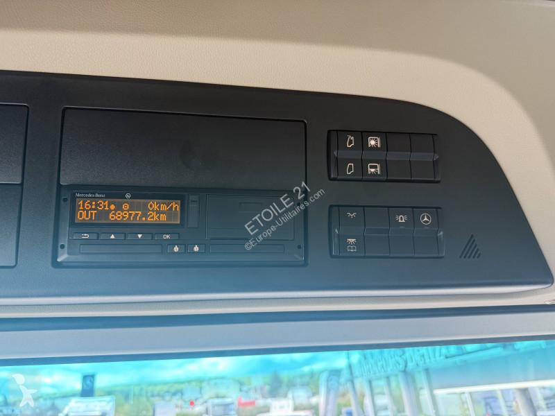 Nyergesvontató Mercedes ACTROS L 1845