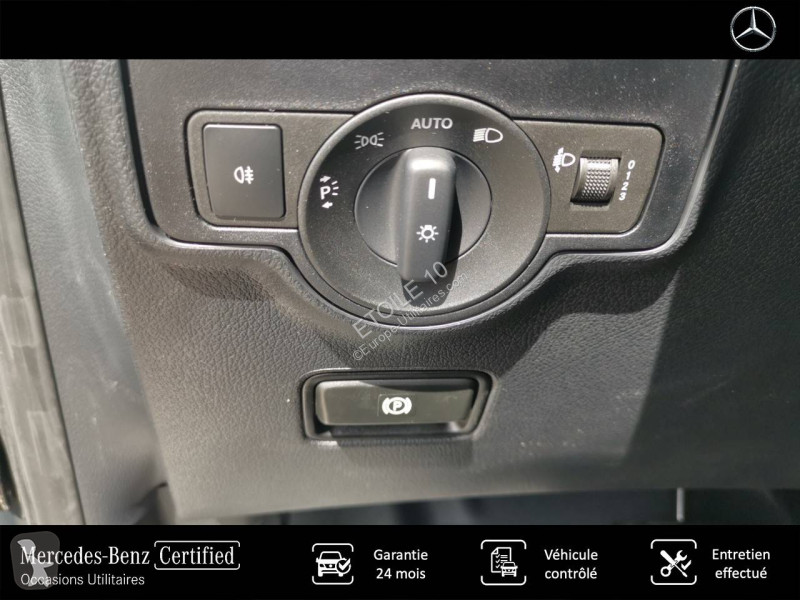 Samochód dostawczy Mercedes EVITO FOURGON 60...