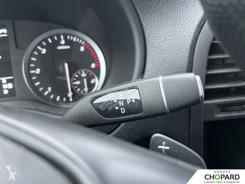 Véhicule utilitaire Mercedes VITO FOURGON 114...