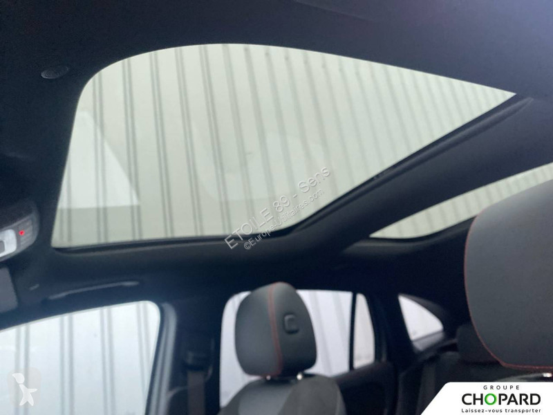 Autoutilitară Mercedes GLA 250 e Hybrid EQ 8G-DCT