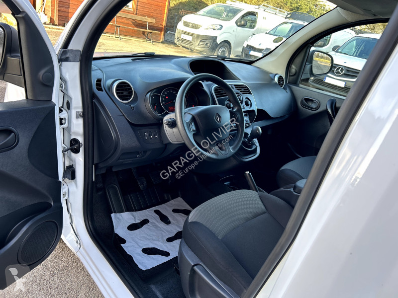Véhicule utilitaire Renault 1.5 Blue dci 80...