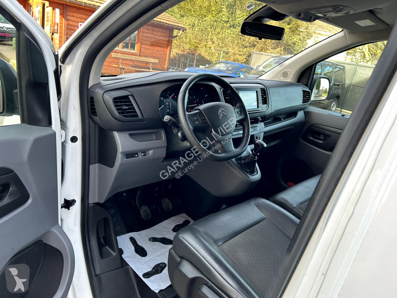 Véhicule utilitaire Citroën M Bluehdi 120...