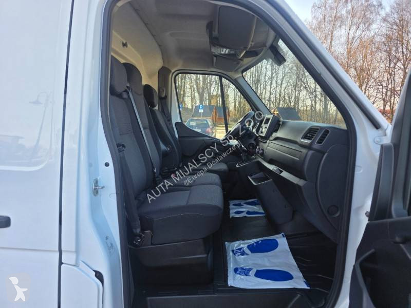 Samochód dostawczy Renault