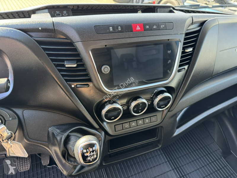 Furgoneta Iveco 35C14