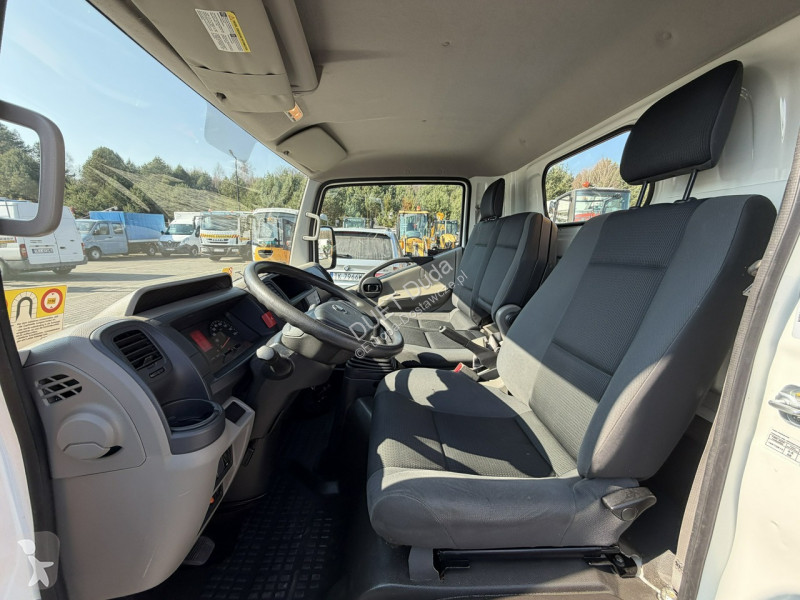 Nissan  Transporter