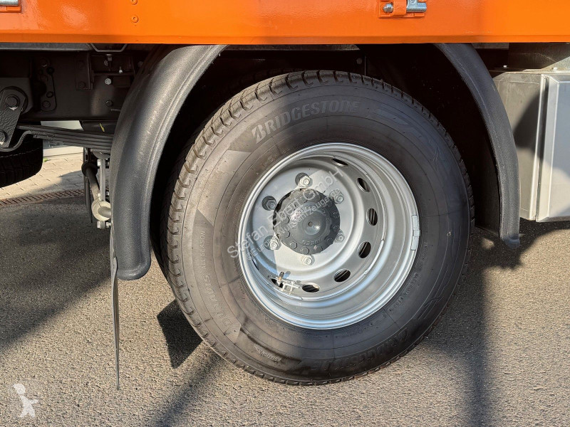 عربة نفعية Iveco 60C16 HA8 3.0L A8...