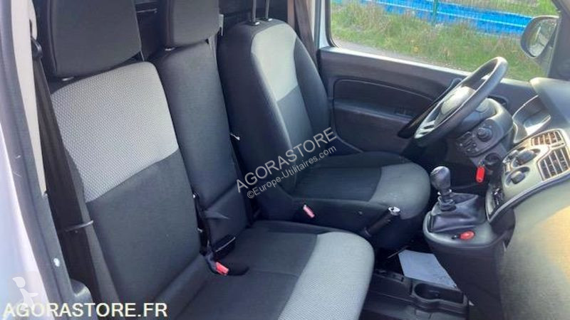 Véhicule utilitaire Renault KANGOO