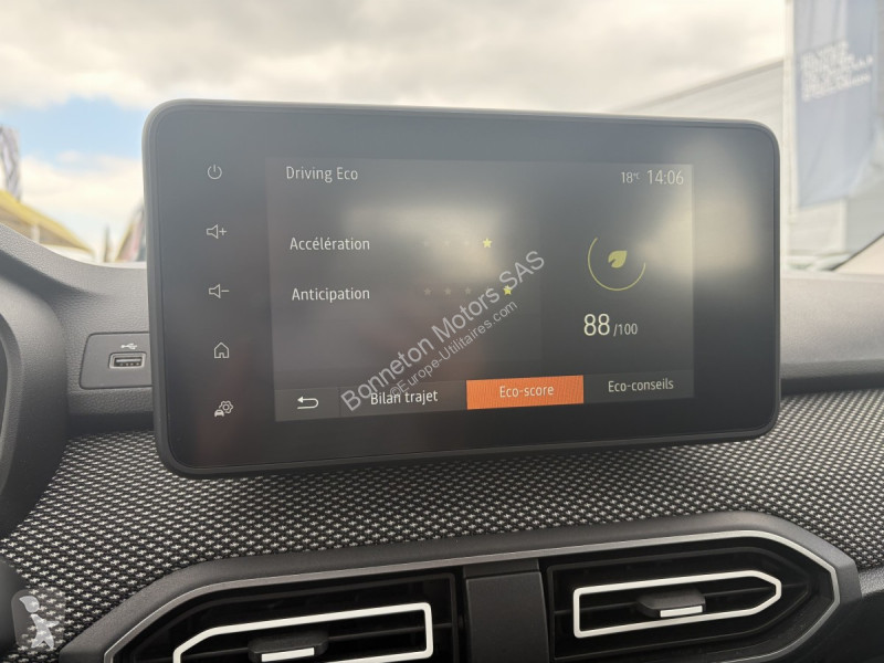 Samochód dostawczy Dacia (3) Expression TCe 90 CVT