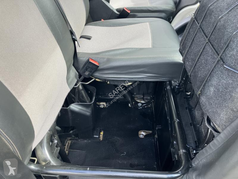 Véhicule utilitaire Iveco 35-150 BENNE COFFRE