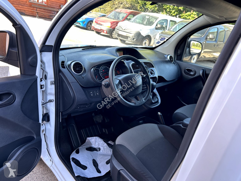 Véhicule utilitaire Renault 1.2 TCE 115 Extra...