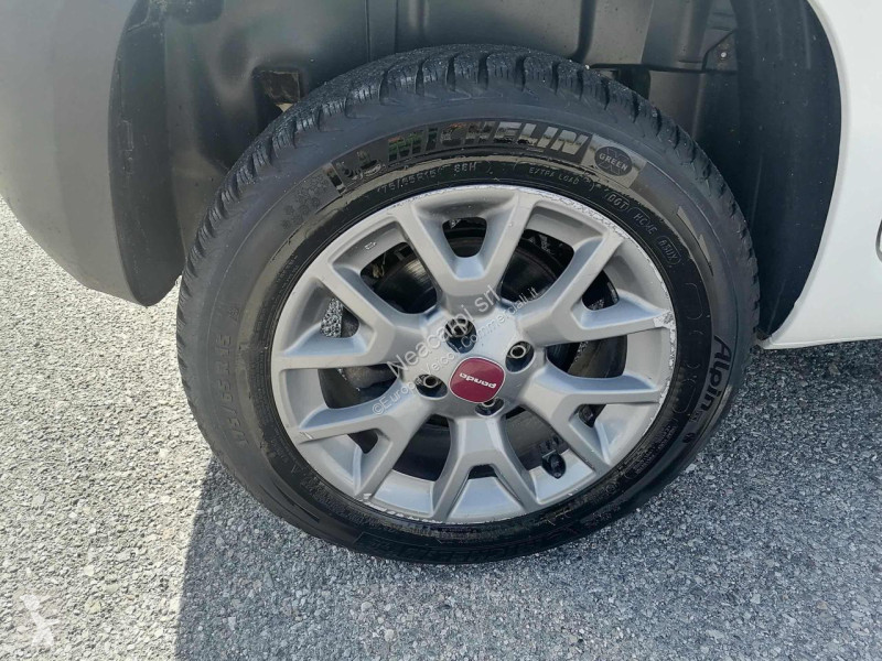 عربة نفعية Fiat