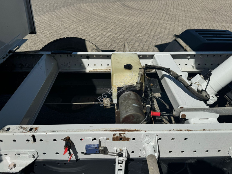 عربة نفعية Iveco 35C16