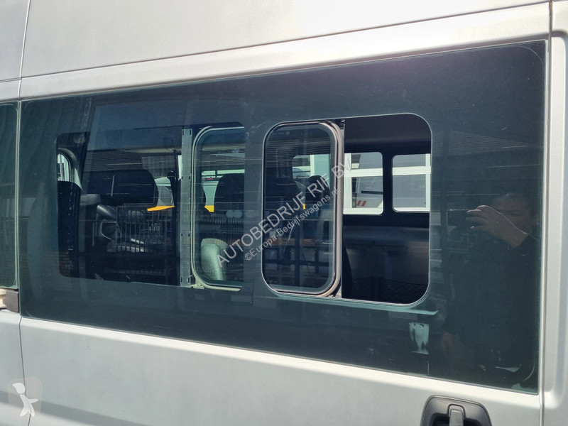 Furgoneta Peugeot 2.0 HDI L2H2 9 Persoons Euro 6