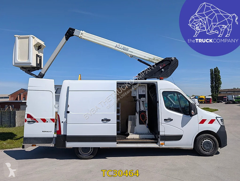 Samochód dostawczy Renault 145.35 nacelle klubb