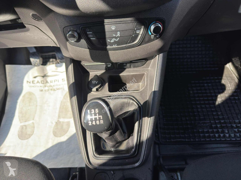 Veicolo commerciale Ford Courier