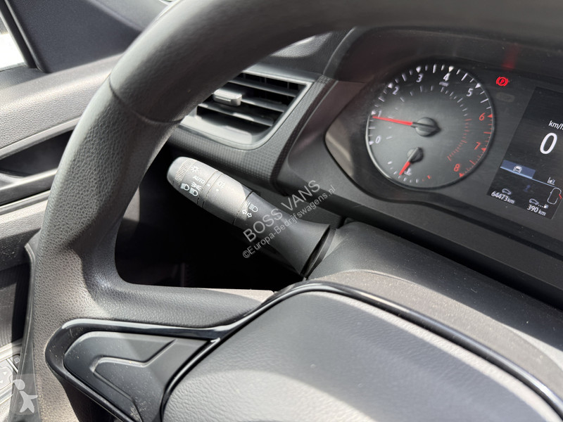 عربة نفعية Nissan 1.3 130PK **Benzine** L1H1...