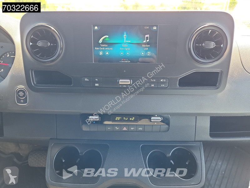 عربة نفعية Mercedes 215 CDI Automatik 150PS...