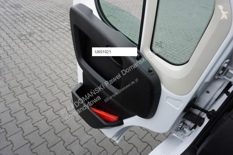Samochód dostawczy Peugeot BOXER / 2,2 HDi /...