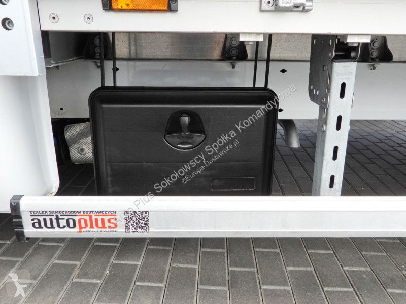 Коммерческий автомобиль Renault  MASTER