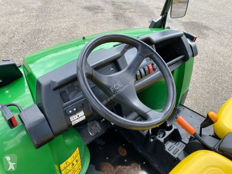 Samochód dostawczy John Deere