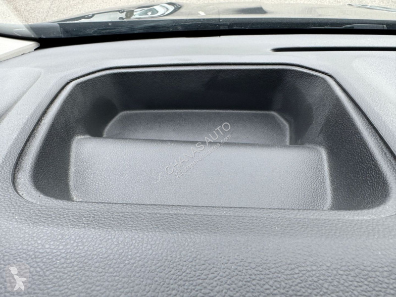 Bedrijfswagen Renault L2H2 2.0 Blue DCI 170...