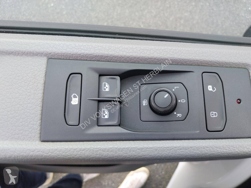 Комерційні автомобілі Volkswagen TRANSPORTER...