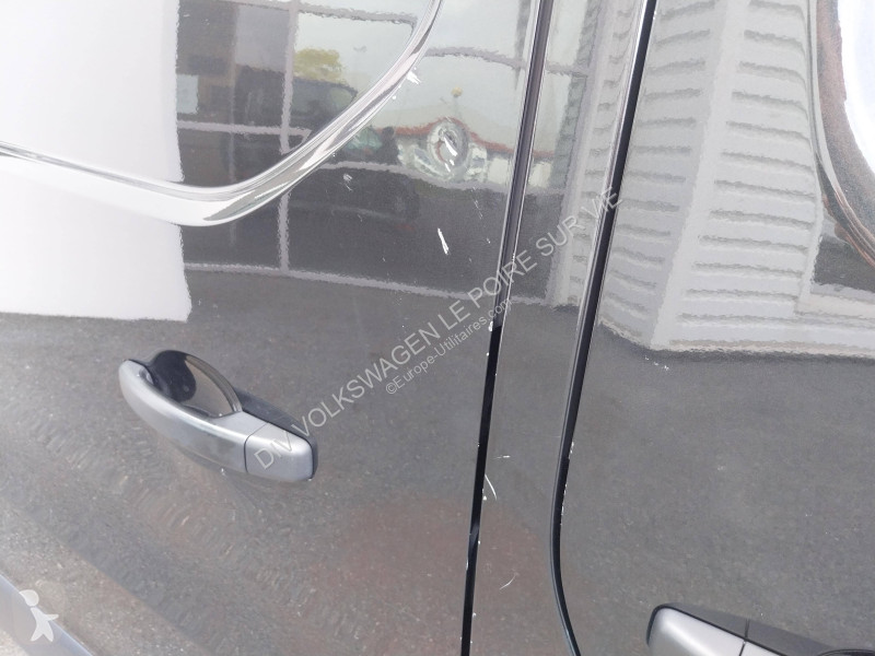 عربة نفعية Renault TRAFIC FGN L1H2 1200 KG DCI...