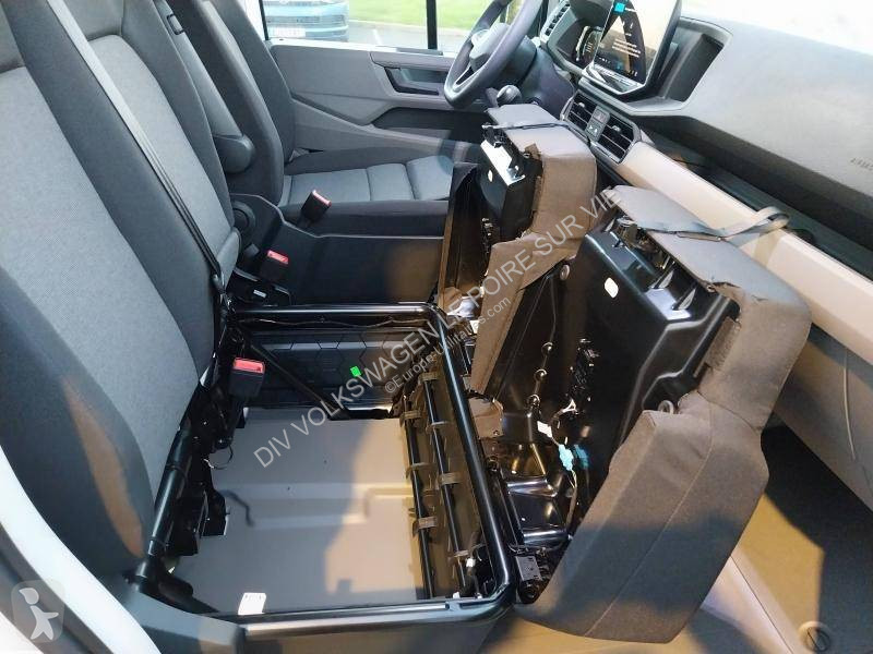 Volkswagen CRAFTER VAN 30 L3H3 2.0 TDI 140 CH...