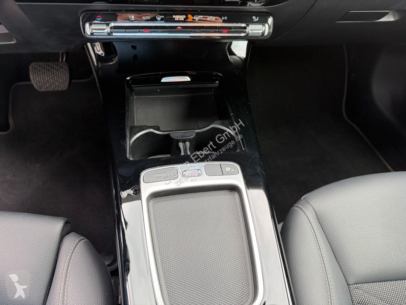 عربة نفعية Mercedes A...