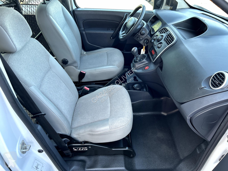 Véhicule utilitaire Renault Maxi Grand Volume...