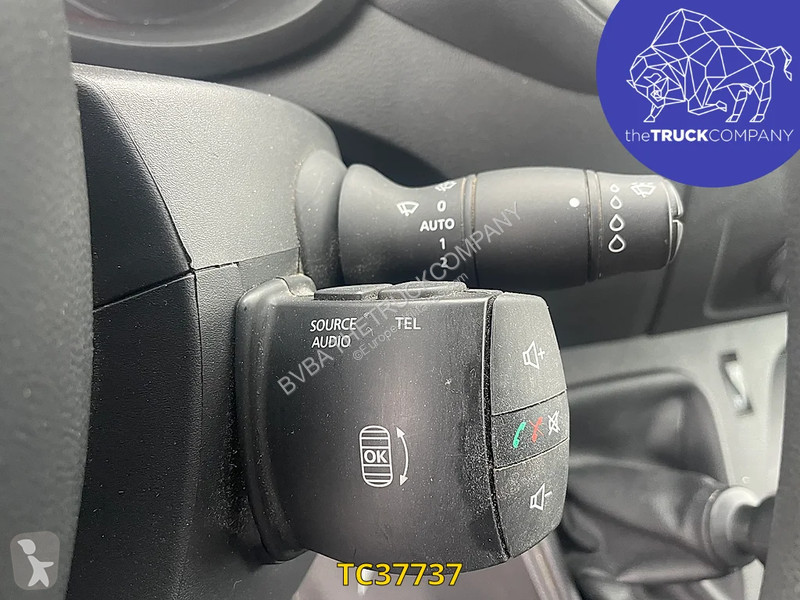 Véhicule utilitaire Renault 145.35 klubb