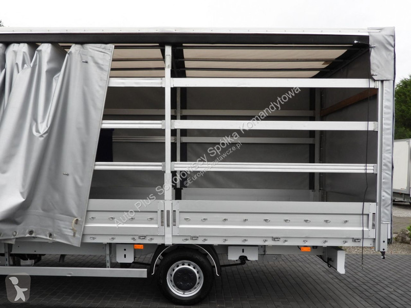Samochód dostawczy Renault  MASTER