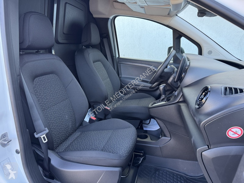 عربة نفعية Mercedes 112 CDI Fourgon Base Standard