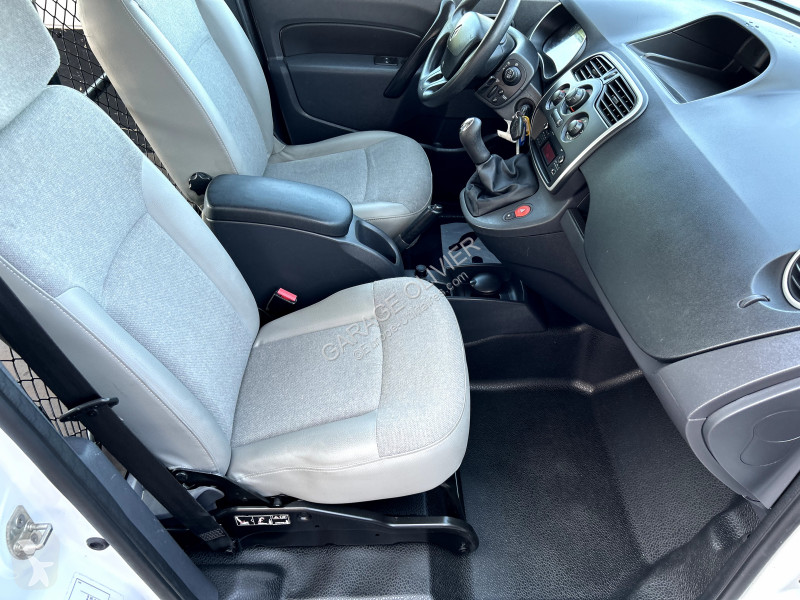 Véhicule utilitaire Renault Maxi Grand Volume...
