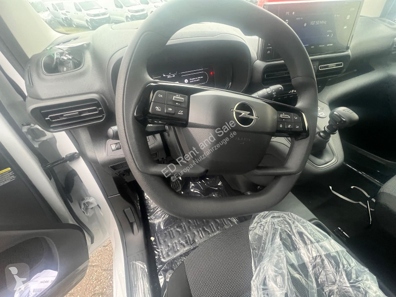 Véhicule utilitaire Opel Cargo L 2 mit...