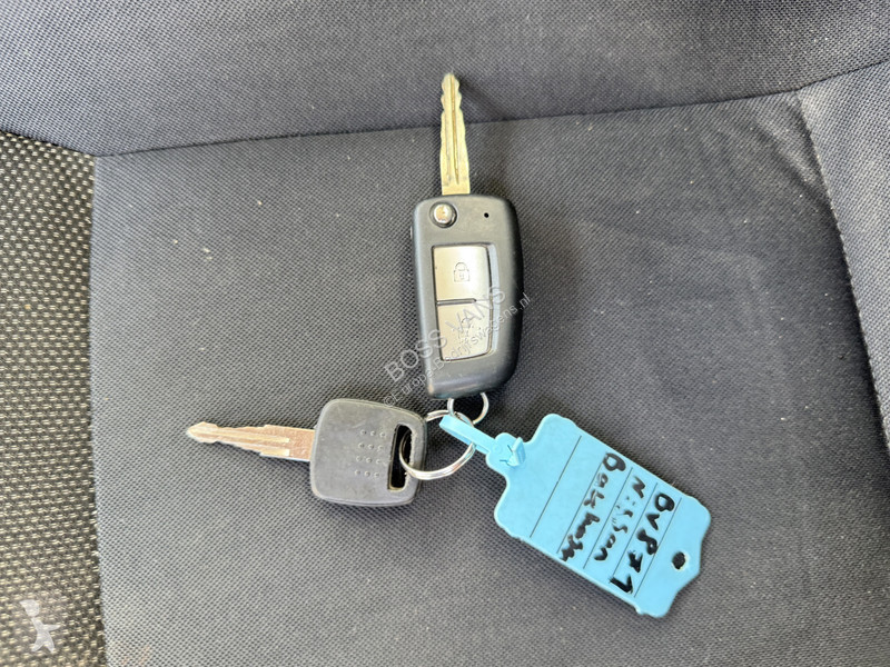 Samochód dostawczy Nissan 130PK 3.0 Kipper 3L...