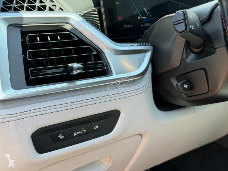 Samochód dostawczy BMW X6 M