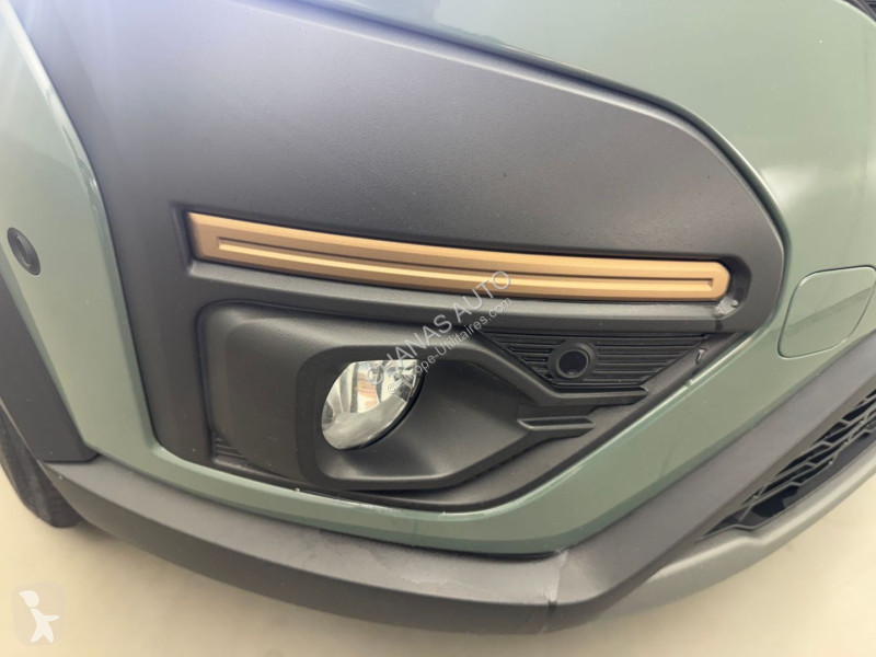 Véhicule utilitaire Dacia 1.0 TCe 110 Extreme...