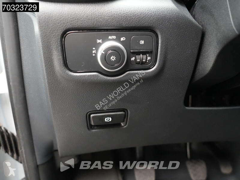 Véhicule utilitaire Mercedes 116 L2H1 Nwe model...