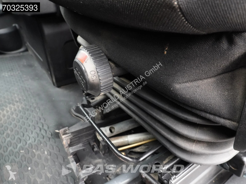 Iveco 35C16 3.0L Kipper met Kist Dubbellucht...