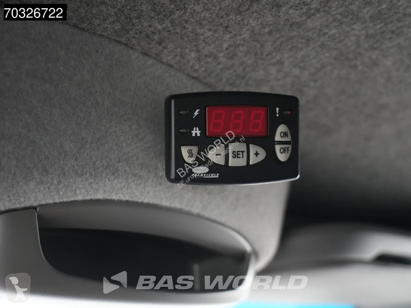 Véhicule utilitaire Mercedes 313 CDI...
