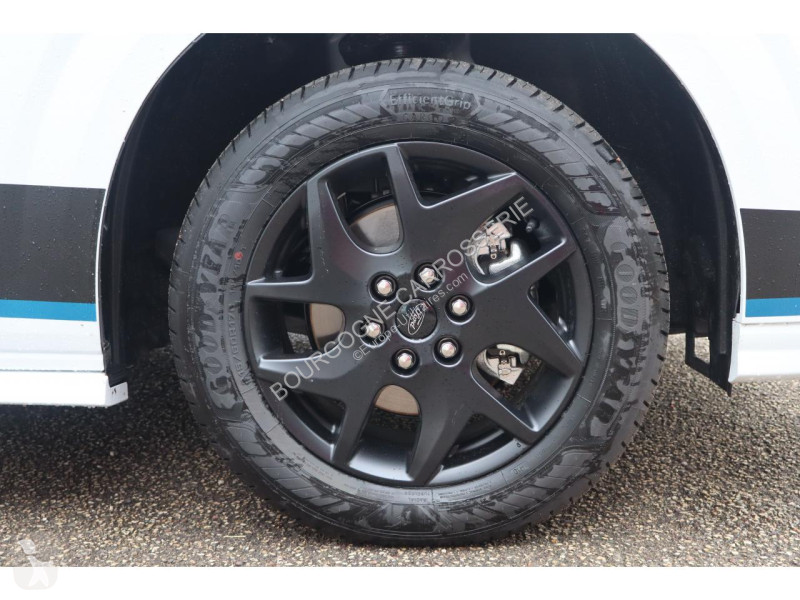 Véhicule utilitaire Ford TRANSIT CUSTOM 2.0...