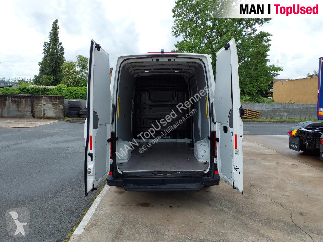 Furgoneta MAN TGE 3.140 4X2F SB