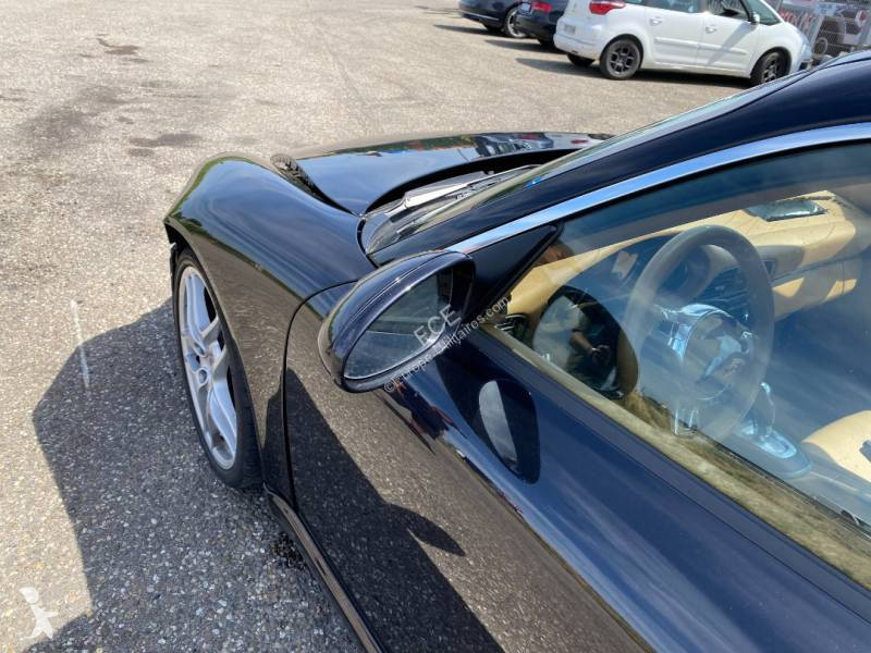 Véhicule utilitaire Porsche